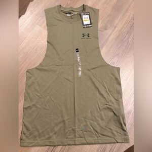 🆕 Under Armour Men's Green Cut Off Tank Top